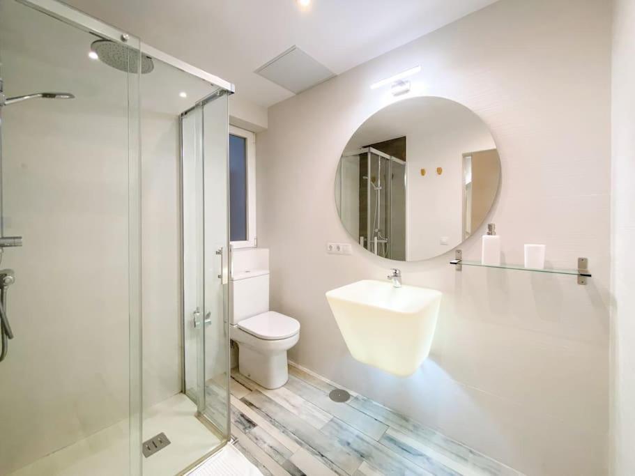 New Lavapies Spacious Flat, 2 Bedrooms And 2 Balconies 马德里 外观 照片